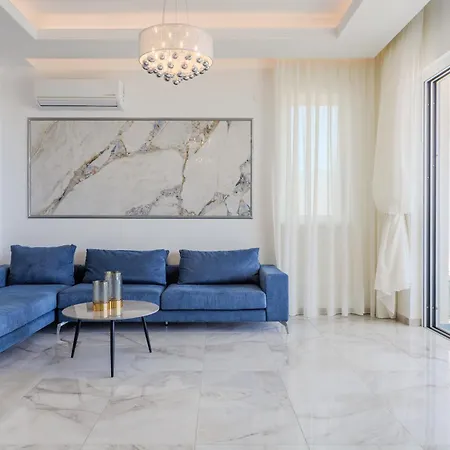 Olymp Royal Palace - Beachfront Luxury Estate Kissonerga